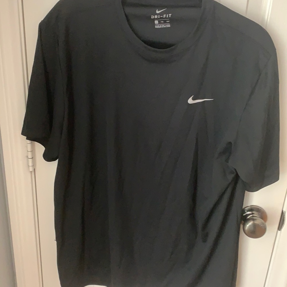 Nike dry-fit active t-shirt